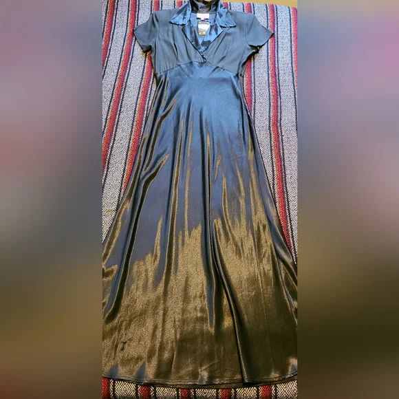 90's Does 40's Harlow Hollywood Glamorous Satin Look Maxi Dress Size 10 - Picture 3 of 16